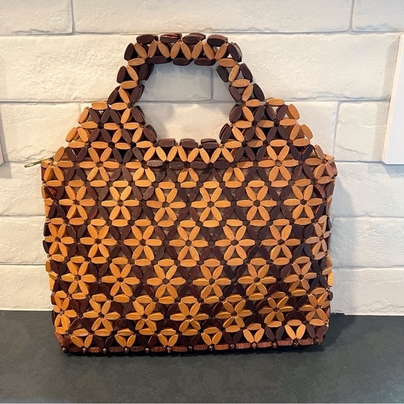 Wooden daisy macrame handbag - Picture 3 of 13